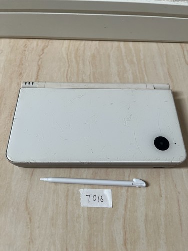 Nintendo dsi console - ll,