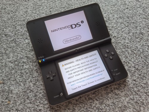 Nintendo dsi marrone scuro - nintendo,