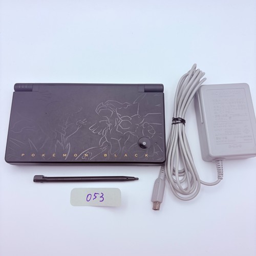 Nintendo dsi reshiram zekrom - nintendo,
